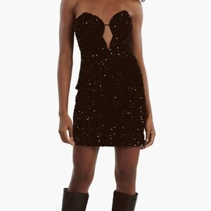 NWT Bardot Eleni Strapless Velvet Sequin Mini Dress. Size 6